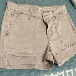 Gap size 6 shorts women light pink